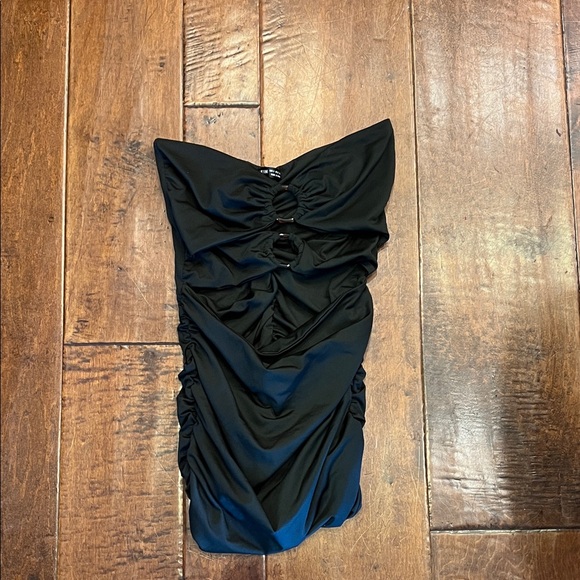 SHEIN Black Ruched Ring Detail Top - Picture 1 of 3